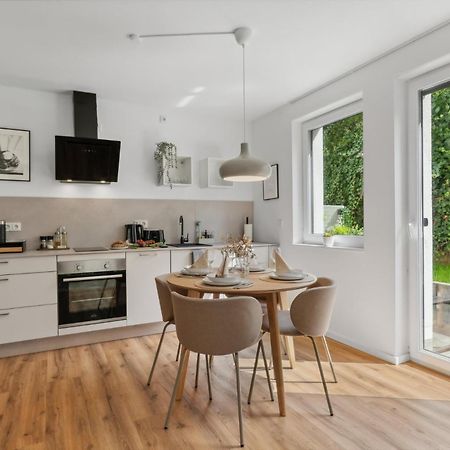 Zwei Apartments Fuer Bis Zu 8 Personen Zentral, Modern, Mit Terrasse & Balkon Bielefeld Kültér fotó
