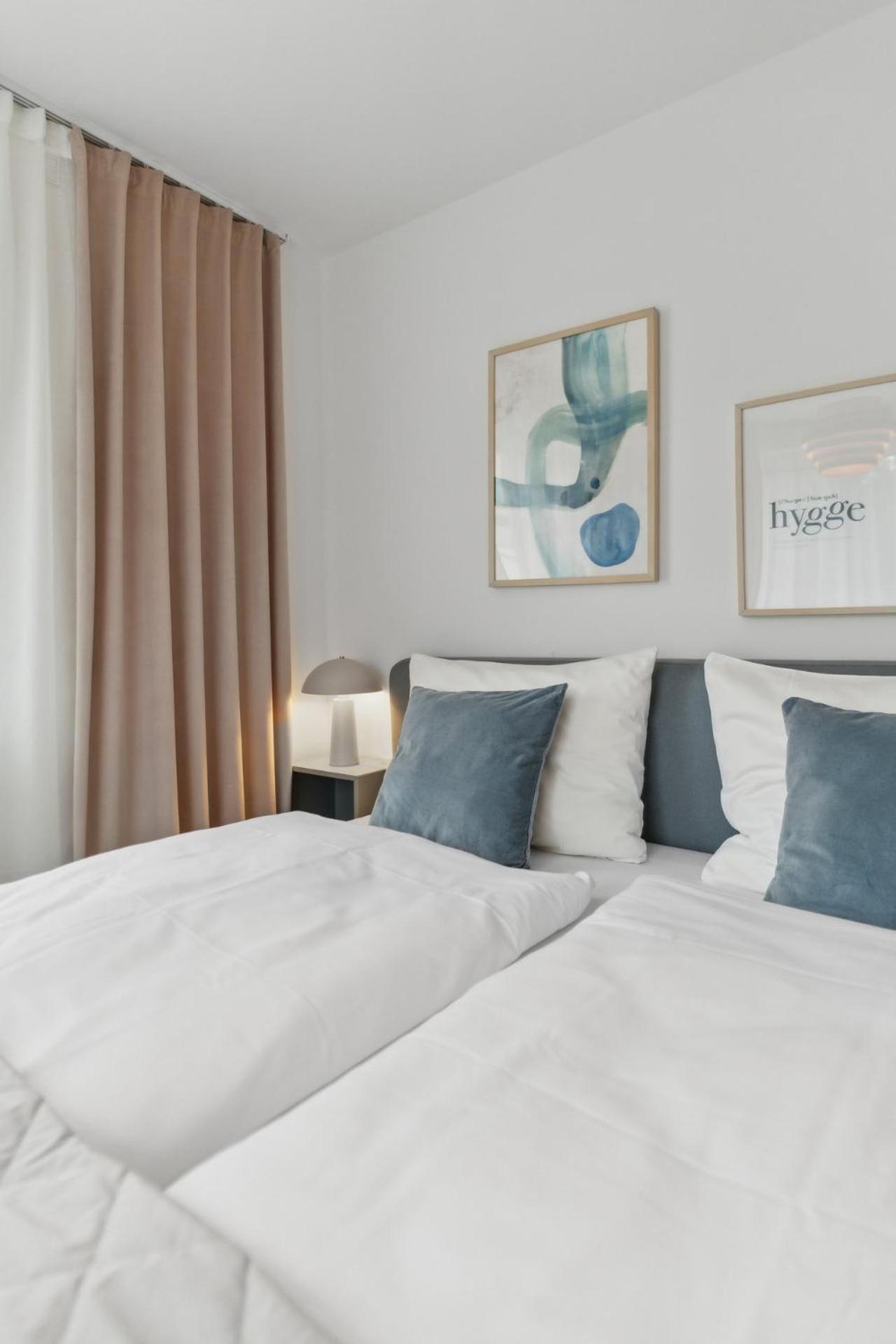 Zwei Apartments Fuer Bis Zu 8 Personen Zentral, Modern, Mit Terrasse & Balkon Bielefeld Kültér fotó
